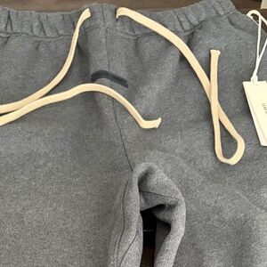 Men’s Essentials Sweatpants